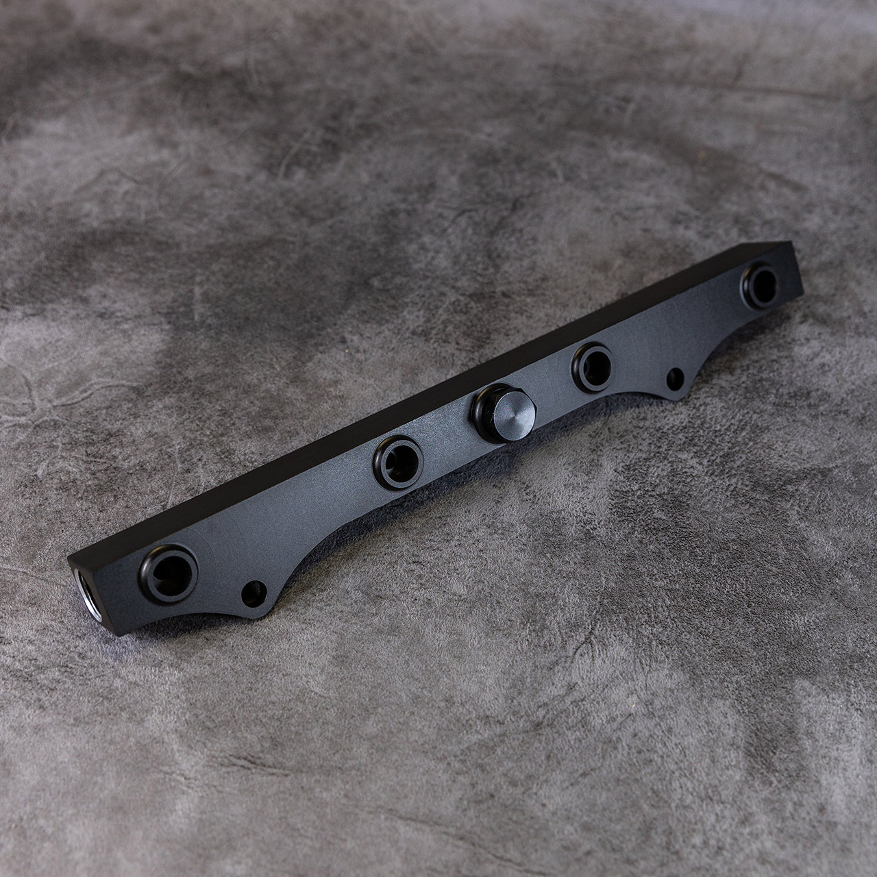 K Series Fuel Rail with pressure gauge port